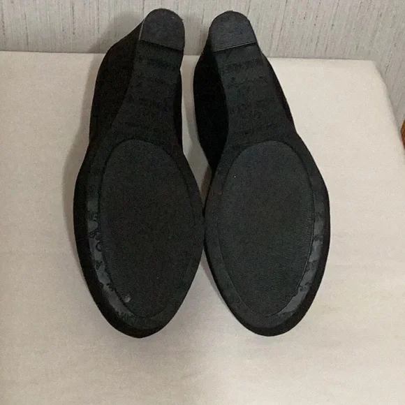 American rag black wedges, size 7 in women. - Picture 5 of 7